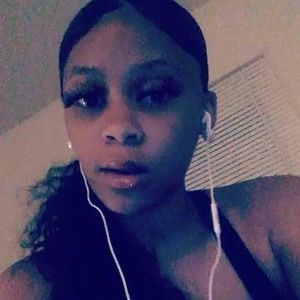 Meet your Posher, Shanell